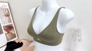 4Pcs/Set Seamless Bras Women Non-wire Bra Push-Up Deep V Underwear Padded Brasiere Lingerie