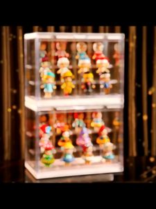 กล่องโมเดล ชั้นวางโมเดล 4 รุ่น ชั้นวางโมเดลอคริลิค เสพติดต่อตูกตาสำหรับการเสริมความยืดหยุ่น มี 45 ปริมาณ