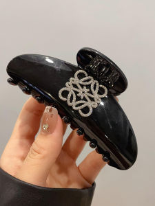 กิ๊บติดผมทรงฉลามสีดำประดับเพชร ทรงเก๋ไก๋สำหรับผู้หญิง สไตล์เกาหลี เครื่องประดับผมแบบทันสมัย อเนกประสงค์