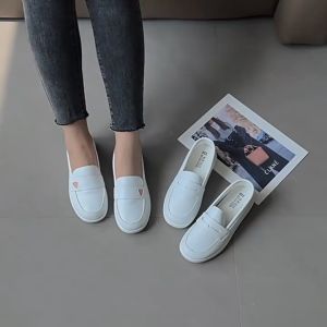 White Nurse Shoes: Women's Casual & Comfortable Flat Slip-on Shoes