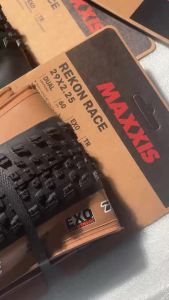Maxxis Rekon Race 29er MTB Tire 29x2.25 29x2.35 29x2.40 EXO Tubeless Ready Folding 60/120 TPI Black/Tan Wall 1 Tire