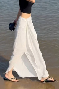 MANMI | Gentle White Split High-Waisted Slim-Fitting Casual Flowy Skirt