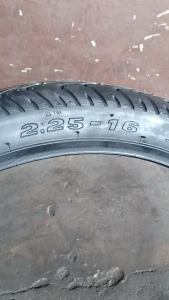 225-16 (2.25-16) LEO WAVE 4 PLY TUBETYPE LEO TIRE BRANDNEW