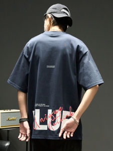 เสื้อยืดแขนสั้นผู้ชาย สีแดง คอตตอนแท้ ทรงหลวม ระบายอากาศได้ดี ใส่สบาย สำหรับฤดูร้อน เสื้อยืดคอกลมพิมพ์ลายอิงส์