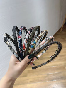 Womens Versatile Hairband with Teeth Fringe Hair Pressing Face Washing Anti-Slip Hair Accessories Headwear Korean Style