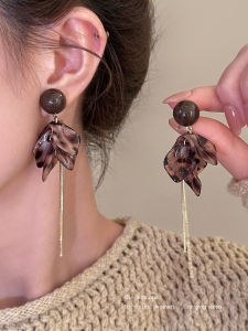 ต่างหูห้อยลายเสือดาวสีม่วงสำหรับผู้หญิง ต่างหูห้อยรูปดอกไม้ ต่างหูห้อยแบบเรียบง่าย สไตล์เกาหลี แฟชั่นฤดูใบไม้ร่วง 2025