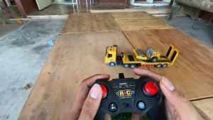 รถของเล่นรถเทรลเลอร์บังคับ 6 ชาแนล สเกล 1:24 ถ่านชาร์ท