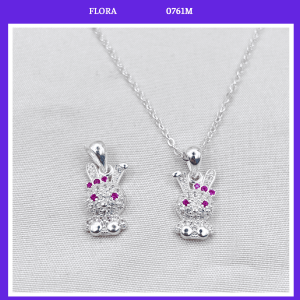 FLORA 0761M - [Có bán lẻ] Vòng cổ dây chuyền bạc ta hình thỏ mặc váy màu hồng nhạt trắng dành cho bé gái