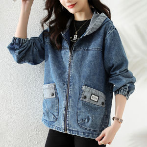 Loose Womens Denim Jacket Spring Autumn Fashion Casual Large Pocket Hooded Stylish plus Size Jacket Cotton Blend Zipper Closure