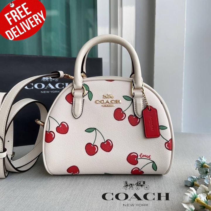 กระเป๋าถือ กระเป๋าสะพาย Coach Sydney Satchel With Heart Cherry Prin