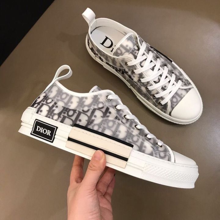 Dior x outlet converse sneakers