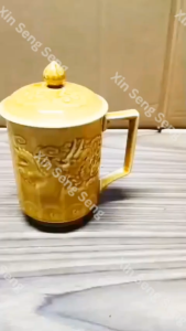 Vintage Porcelain Tea Cup with Cover 陶瓷杯复古 金龙图案