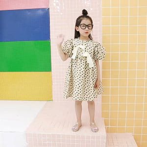 Giày Jelly Pha Lê xuyên biên giới dép trẻ em bướm lấp lánh giày công chúa mùa hè cho bé ins Giày La Mã cho bé gái thời thượng