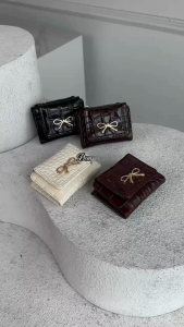 DCB Dompet Wanita Dompet Lipat Wanita Pita Croco Kulit 12x9 Cm