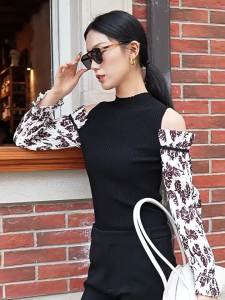 Stylish Off-Shoulder Printed Sleeve Top for Autumn