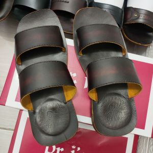 SANDAL KULIT PRIA DR. IAM 4022 HITAM ( PRODUKSI SENDIRI )