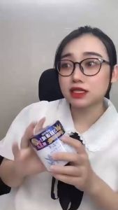 Kem Dưỡng Ẩm Sáng Da Chiết Xuất Hạt Ý Dĩ Hatomugi Moisturizing & Conditioning The Milky Cream 300g