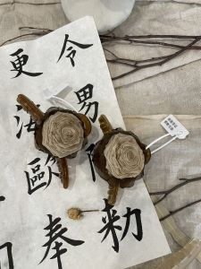 Handmade Chinese Style Shark Clip & Rose Flower Hair Accessories: A Fashionable Vintage Choice