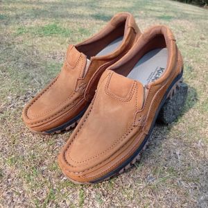 SEPATU KULIT PRIA DEWASA