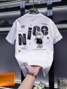 Summer 2025 Mens round Neck Short Sleeve T-Shirt Thin Design Casual Breathable Comfortable Fashionable Top Trendy T-Shirt