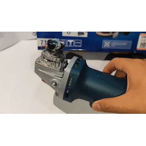 BOSCH GWS 700 - Mesin Gerinda Tangan 4" 670 W 12000 rpm Garansi 1 Tahun Aksesoris Lengkap