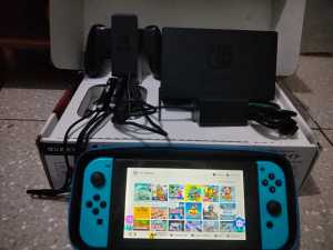 NITENDO SWICTH CFW LIKE NEW FULLSET