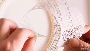 【Exclusive Online Deals】 50 Filigree Little Vine Lace Cut Cupcake Wrapper Liner Baking Cup Tide