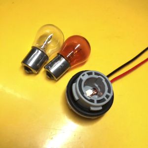 1156 1157 Bulb Socket BAY15D Lamp Holder P21/5W Adapter Base Connector Universal BA15S BAU15S 1157 BAY15D Lamp Holder Bulbs PY21W P21W Adapter Base Socket Connector for Turn Signal Headlight Light Bulb Socket BAY15D Lamp Holder P21/5W Adapter Base Connect
