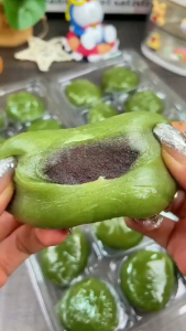 【温暖脾胃】艾草青团混合口味特价传统清明团圆糯唧唧糕点零食 Pastry Snacks