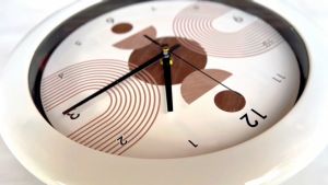 Jam Dinding Aesthetic Series 30cm Desain Custom Unik Remaja Milenial Mesin Senyap Sweep Silent