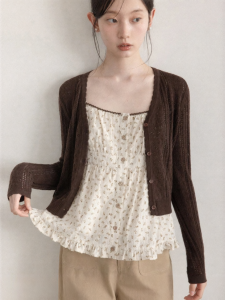 Cantonstory | Café V-Neck Lace Hollow Knit Cardigan