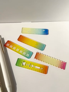 Colorful Gradient Plastic Palm Ruler 5 Set 6cm Mini Ruler Compact Portable for Hand Account Tasks Vibrant Design Durable Lightweight