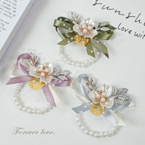 Bridesmaid Bride Wrist Flower Brooch Sisters Group Handed Flower Groom Groomsman Corsage Wedding Full Set Family Classy Mori Style