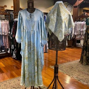 Yura Set Dress + Jilbab by Dian Pelangi LIMITED EDITION Setelan Busana Muslim Baju Maxi Gamis Abaya Kaftan Gaun Pesta Pernikahan Kondangan Lebaran Casual Formal Wanita Hijaber Cantik Anggun Modis Modern Simple Elegan Mewah Model Korea Motif Terbaru