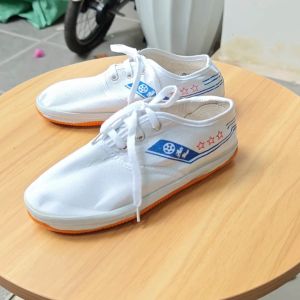 Giày bata cho học sinh đế vàng thể dục thể thao có dây