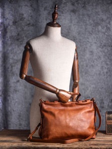 Retro Handmade Leather Mens Shoulder Bag with Color Rubbing Large Capacity Computer Briefcase Gakke Brand Soft Handle