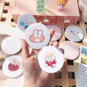 Small Mirror Portable Mini Travel Circular Pocket Mirror Cute Cartoon Round Makeup Mirror Random Design
