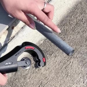 Manual Adjustable Pipe Cutter Multifunctional Bearing Type Ratchet Cutter Convenient Pipe Cutting Tool