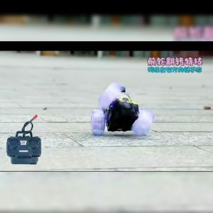 Mainan Mobil Remote Control Stunt RC Stunt Mobil Remote Jungkir Balik Lampu & Musik DAZZLEDANCE