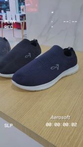 Aerosoft (แอโร่ซอฟ) รองเท้าผ้าใบผู้ชาย ผู้หญิง เพื่อสุขภาพ รุ่น SN7915 ผ้าใบสีดำ