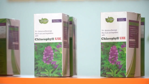 Nước diệp lục cô đặc THChlorophyll UIE Plus thanh lọc cơ thể đẹp da giảm cân chống lão hoá tăng cường sức khoẻ - Chai 500ml