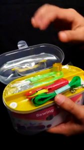 Kotak Set Alat Jahit Portable: Perlengkapan Jahit Aksesoris