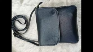 GPBAGS กระเป๋าสะพายชาย ขนาด 7 นิ้ว N018 กระเป๋าหนังแท้