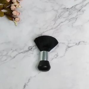 Kuas Leher Spartal: Aksesoris Penting Untuk Barbershop