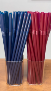 หลอดงอ 8 มิล ยาว 24 ซม. ห่อฟิล์ม ตราดาว สีใหม่ (มี 2 ขนาด บรรจุ 100 เส้น และ 250 เส้น)