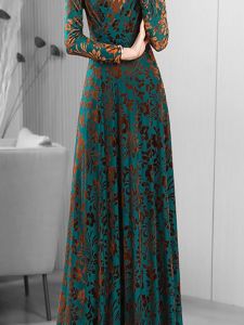 Elegant plus Size Velvet Long Dress with Large Flounce Slim Fit Long Sleeve V-Neck Commute Style High Waist Autumn Fashion