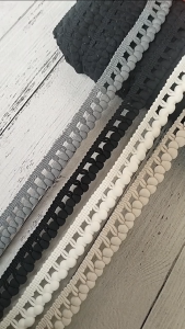 (Per 5 Meter) RPM108 Renda Pom-pom Renda Bakso Cantik Lebar 15Cm