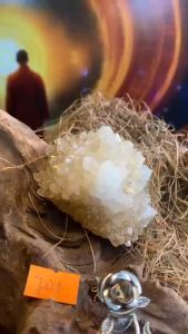 Bông hoa đá Thạch Anh tự nhiên lung linh lấp lánh năng lượng vũ trụ 701