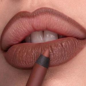 Waterproof Nude Brown Matte Lipstick Pencil Red Pi Long-lasting Comfortable Lip Liner for Perfect Lip Makeup Indian Brand