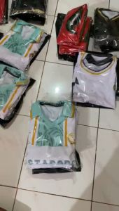Jersey Futsal, Bola, Badminton & Voli Dewasa: Pilihan Terbaik untuk Setelan Olahraga